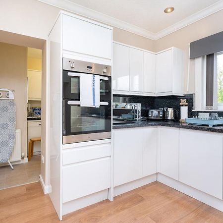 New Four Bedroom House - All Rooms Ensuite Stirling Esterno foto