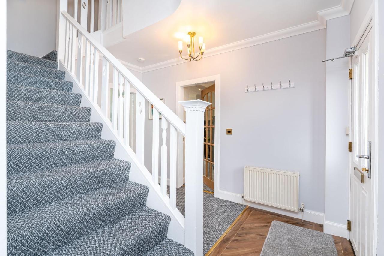 New Four Bedroom House - All Rooms Ensuite Stirling Esterno foto