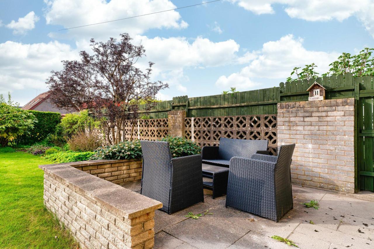 New Four Bedroom House - All Rooms Ensuite Stirling Esterno foto